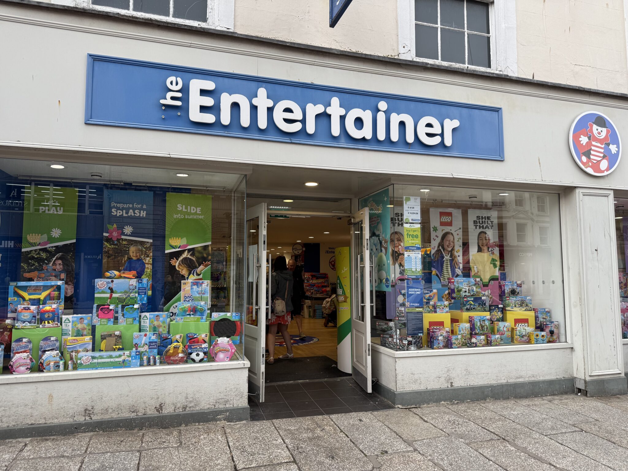 Britain’s Toy Shop becomes employee owned – Community Together