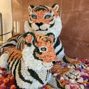 jio-centre-mumbai-tigers-statue